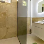 Lion 아파트